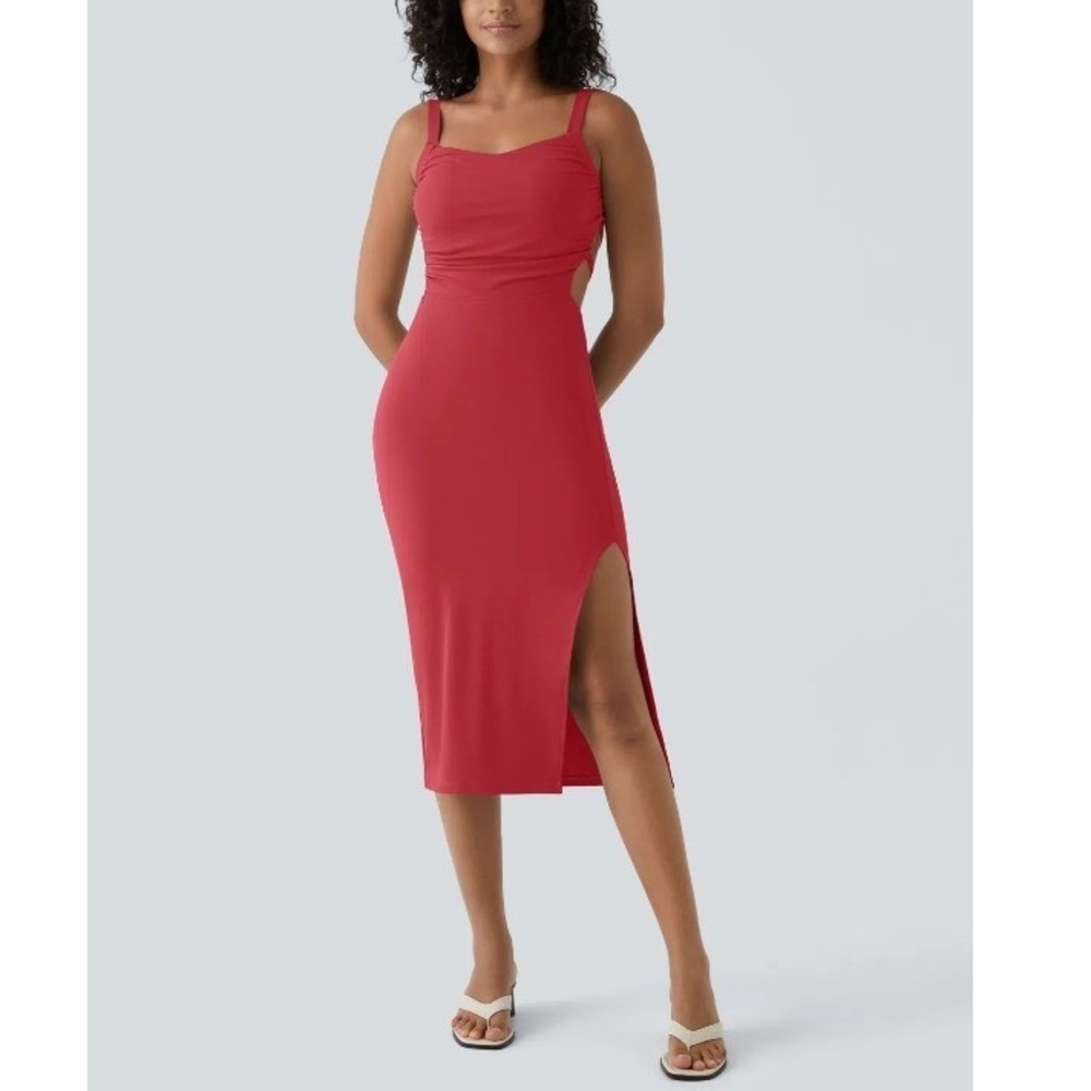 Halara NWT SoftlyZero Ruched Lace Up Bodycon Midi Dress‎ Winterberry w/ Bra S